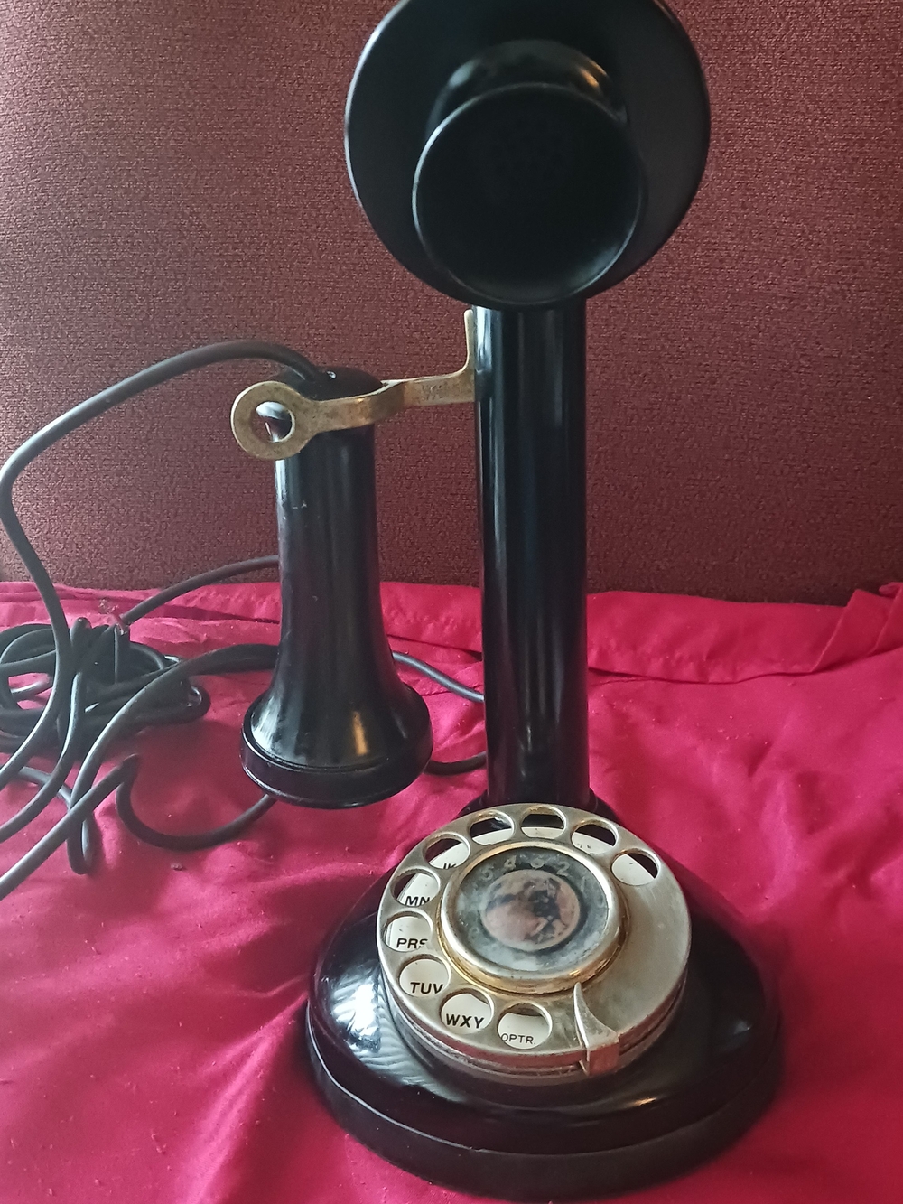 Vintage Black Candlestick Rotary Phone - Classic Style